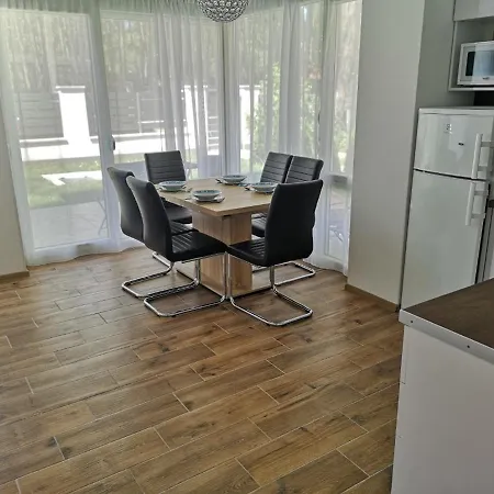 Apartamento Nella Apartman *