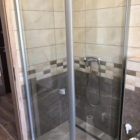 Apartamento Nella Apartman *